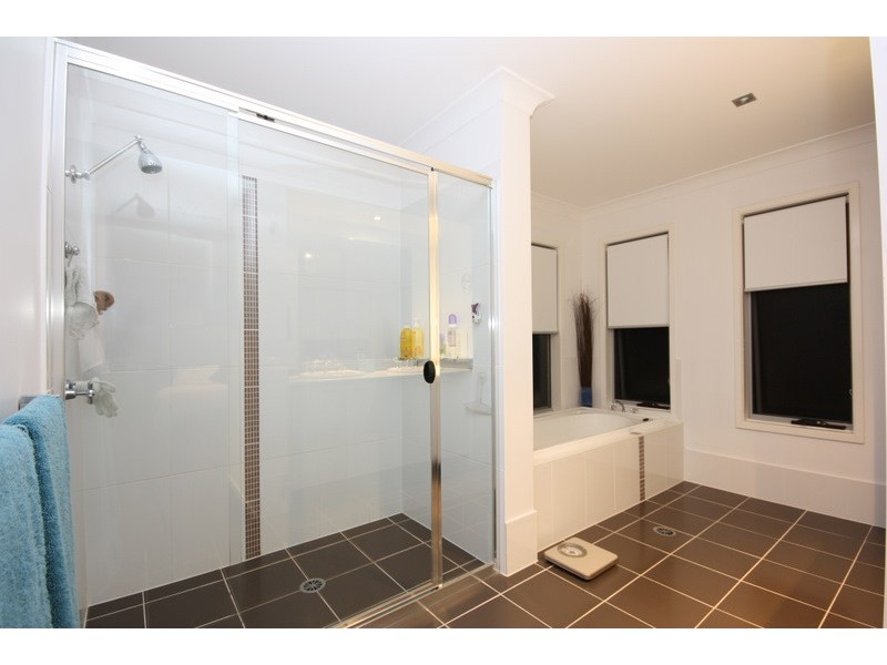 13 Aquarius Street, Reedy Creek QLD 4227