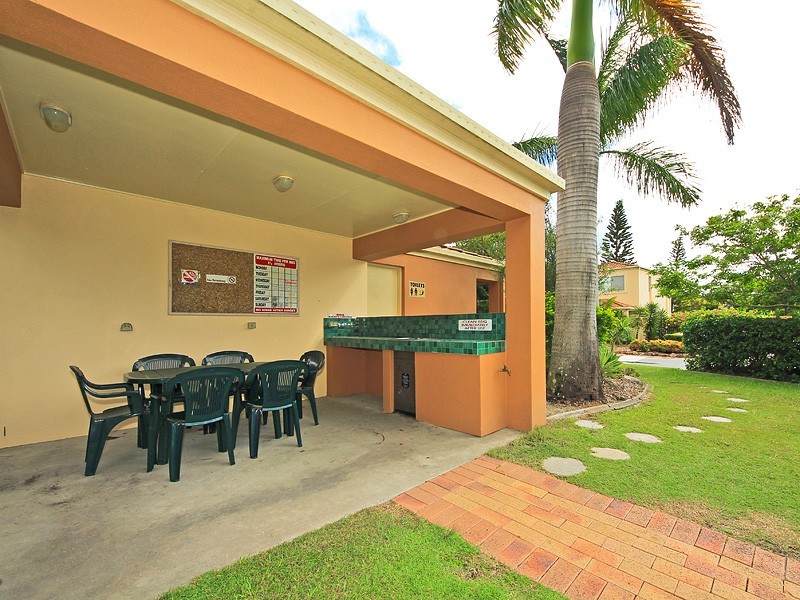 30/1 Warbler Parade, Varsity Lakes QLD 4227