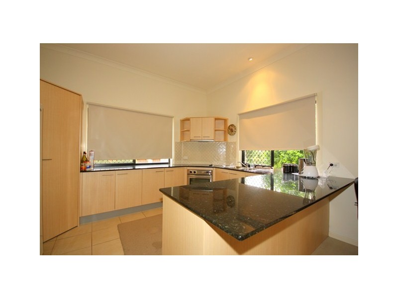 37 Bayswater Avenue, Varsity Lakes QLD 4227