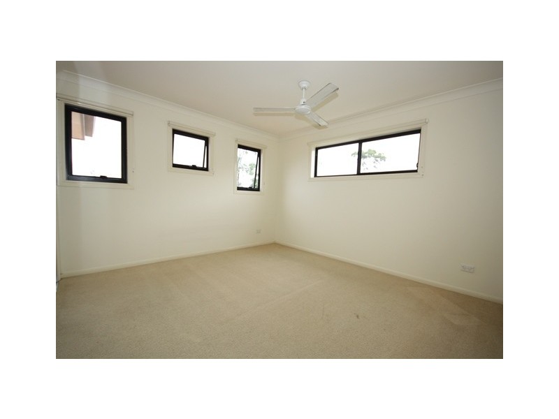 37 Bayswater Avenue, Varsity Lakes QLD 4227