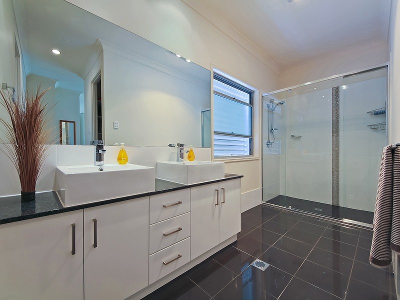 23 Peregrine Street, Reedy Creek QLD 4227