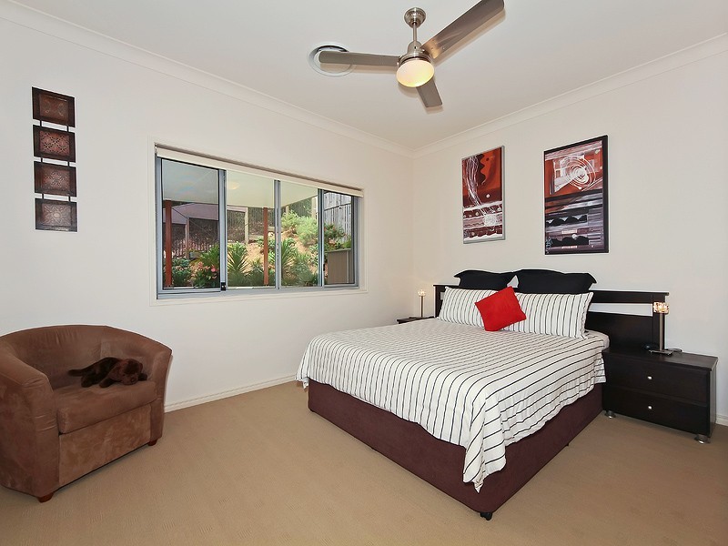 23 Peregrine Street, Reedy Creek QLD 4227