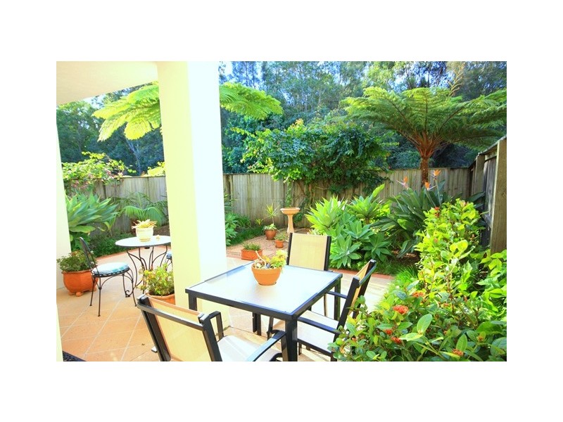 1/11 Beachcomber Court, Burleigh Waters QLD 4220