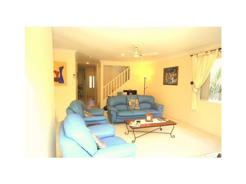 1/11 Beachcomber Court, Burleigh Waters QLD 4220