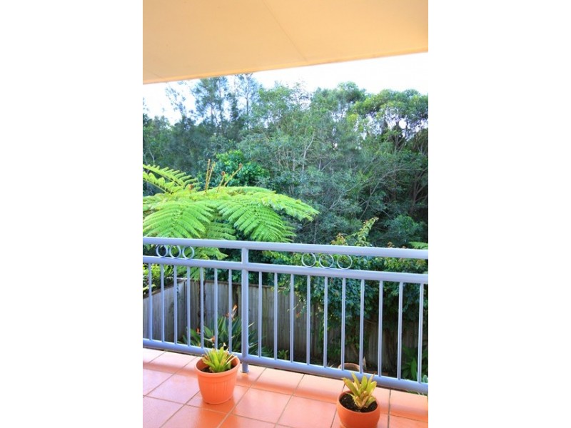 1/11 Beachcomber Court, Burleigh Waters QLD 4220