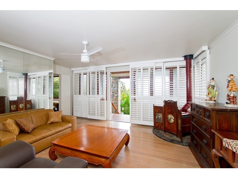 1/8  East Street, Burleigh Heads QLD 4220