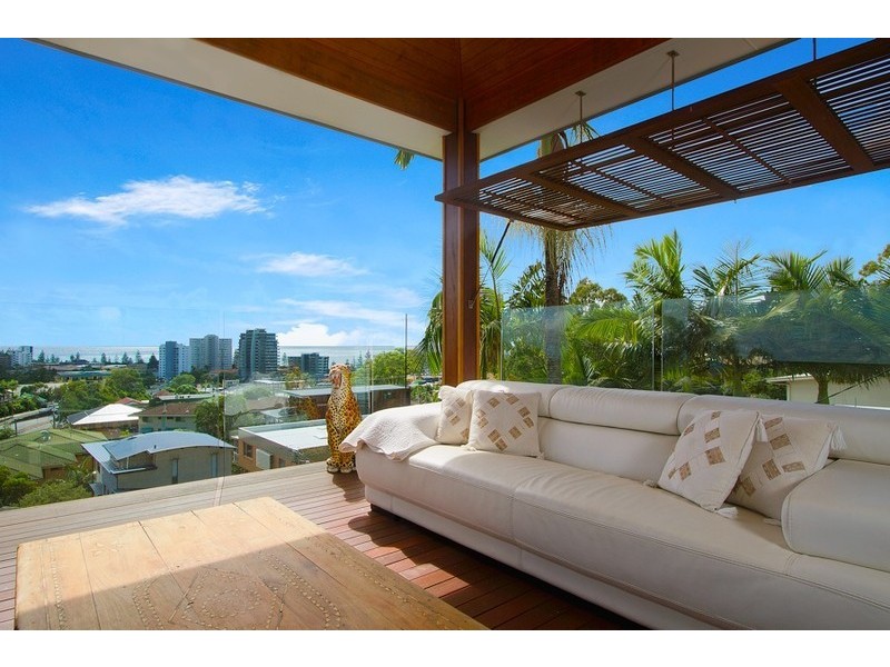 1/8  East Street, Burleigh Heads QLD 4220