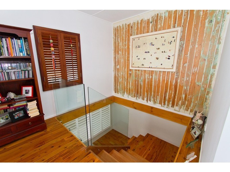 1/8  East Street, Burleigh Heads QLD 4220