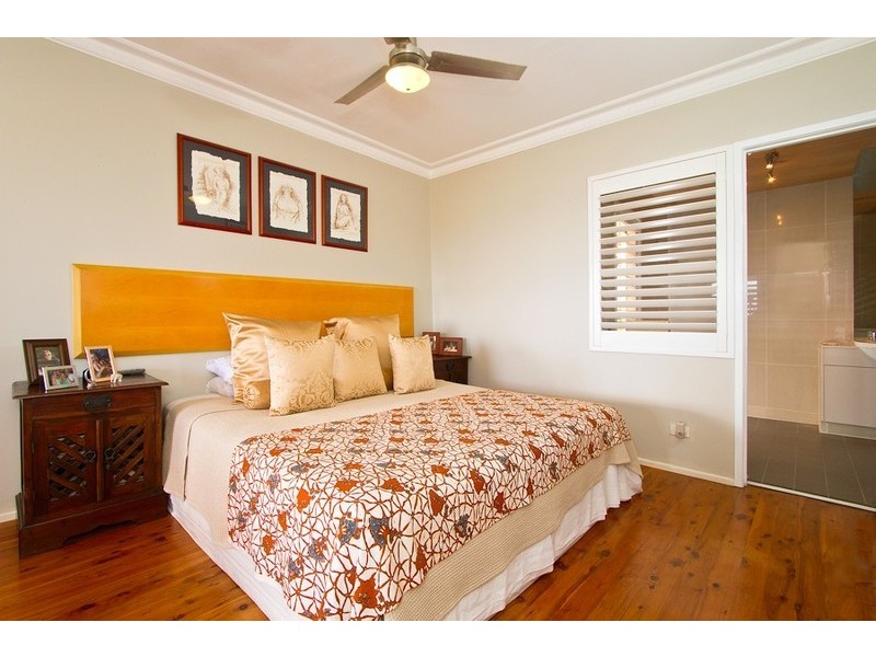 1/8  East Street, Burleigh Heads QLD 4220