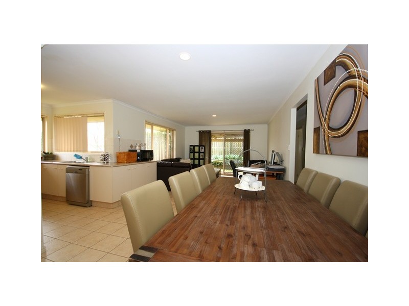 18 Matthew Close, Burleigh Heads QLD 4220