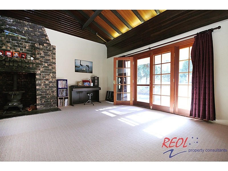 26 Crest Road, South Maclean QLD 4280