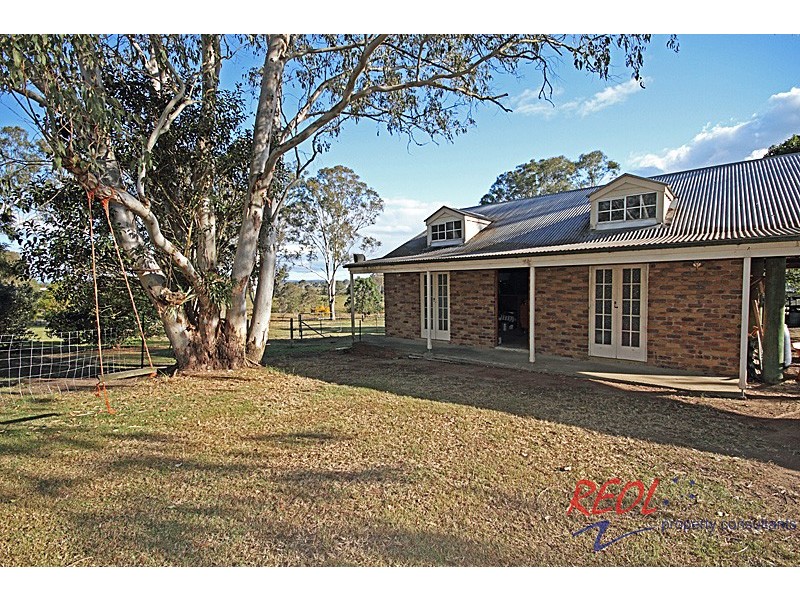 26 Crest Road, South Maclean QLD 4280