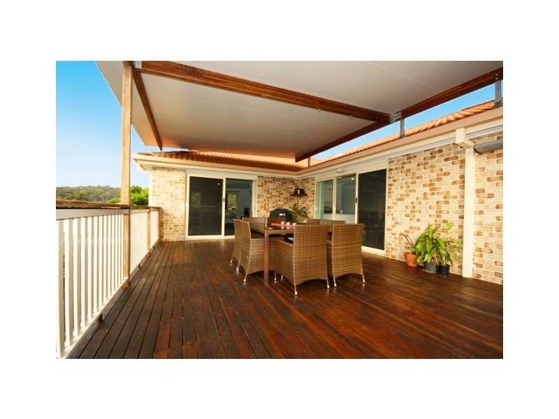 15 Laurina Court, Elanora QLD 4221