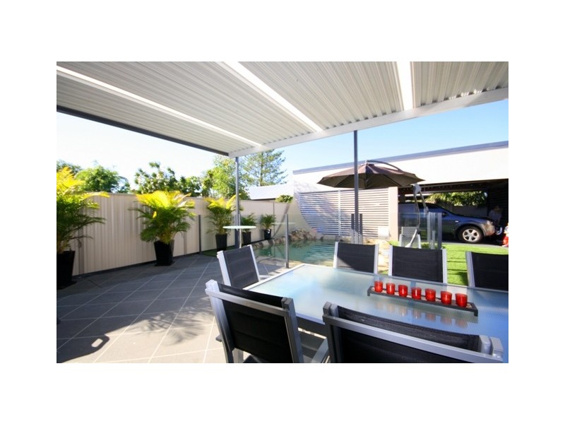 26 Dawn Parade, Miami QLD 4220