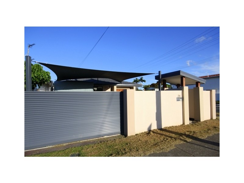 26 Dawn Parade, Miami QLD 4220