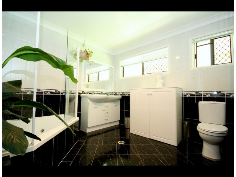 268 Tallebudgera Creek Road, Tallebudgera Valley QLD 4228