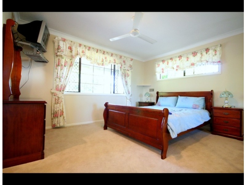 268 Tallebudgera Creek Road, Tallebudgera Valley QLD 4228