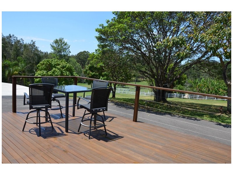 4 Alawara Drive, Tallai QLD 4213