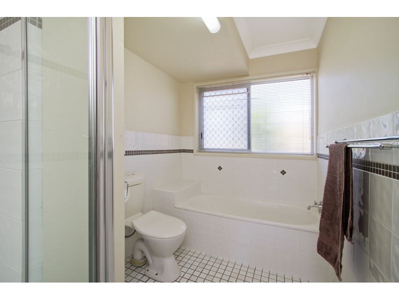 4/20  Aquila Court, Mermaid Waters QLD 4218