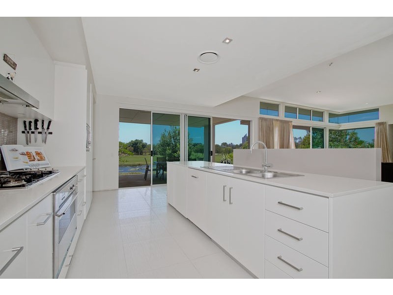 737 Peninsula Drive, Robina QLD 4226