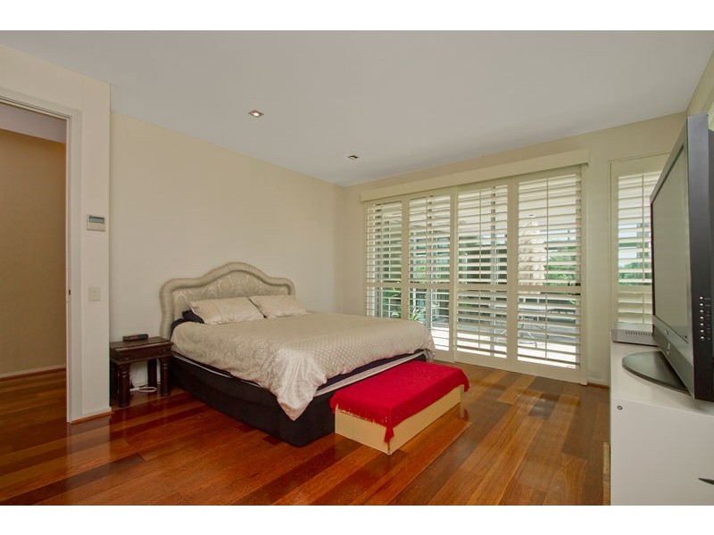 737 Peninsula Drive, Robina QLD 4226