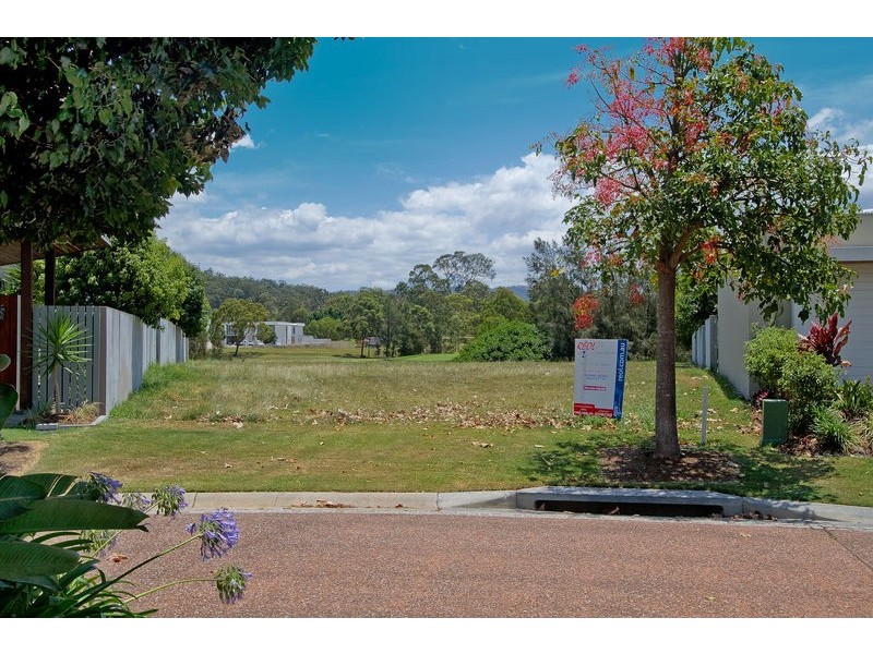 831 Legend Trial, Robina QLD 4226