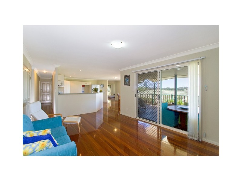 18 Hibertia Ave, Elanora QLD 4221