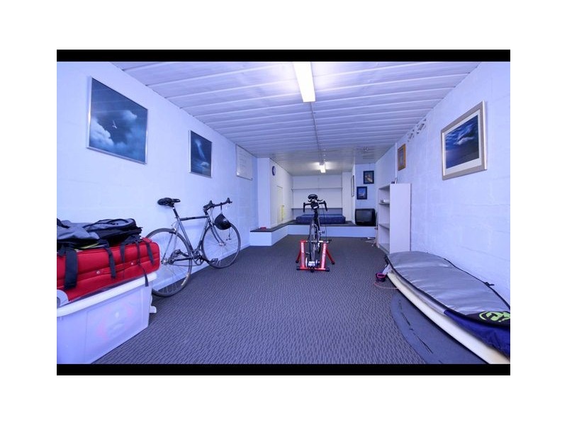 3/5 Hayle Street, Burleigh Heads QLD 4220