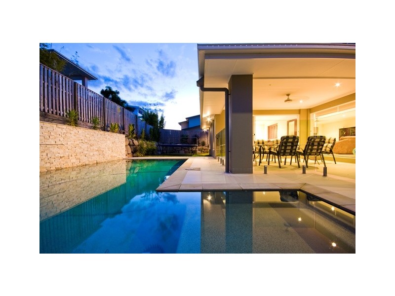 96 Observatory Drive, Reedy Creek QLD 4227