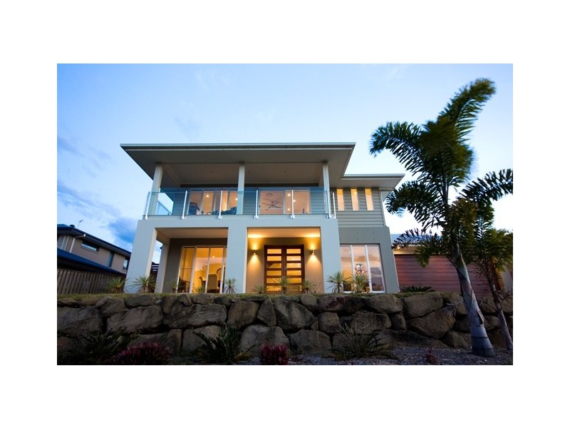 96 Observatory Drive, Reedy Creek QLD 4227