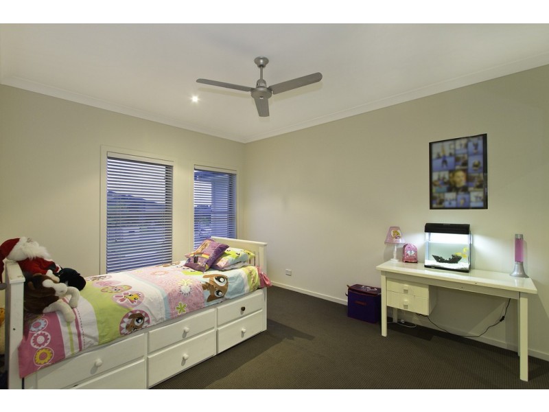 24 Snowwood Street, Reedy Creek QLD 4227