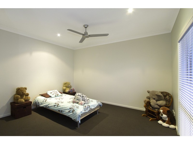 24 Snowwood Street, Reedy Creek QLD 4227