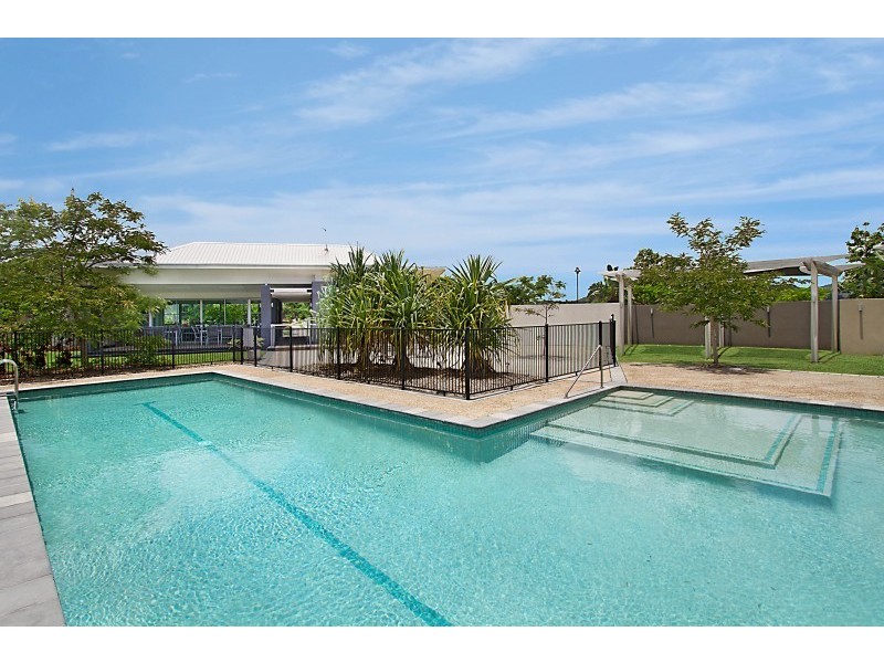 732 Peninsula Drive, Robina QLD 4226