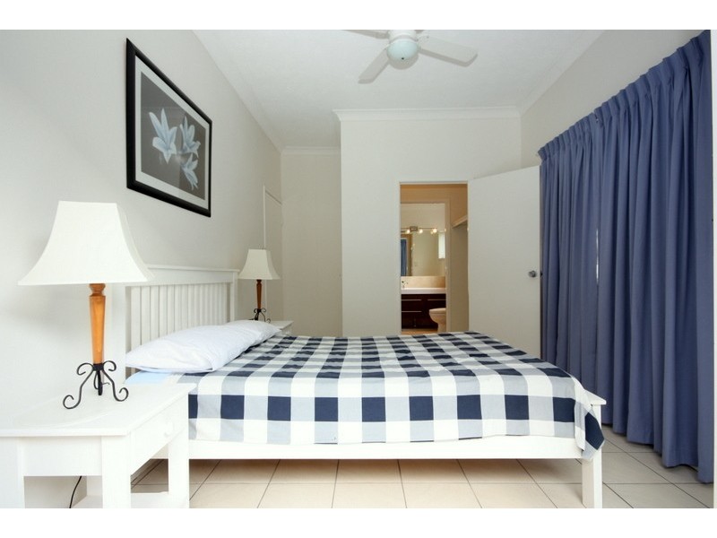 12/14 Jefferson Lane, Palm Beach QLD 4221