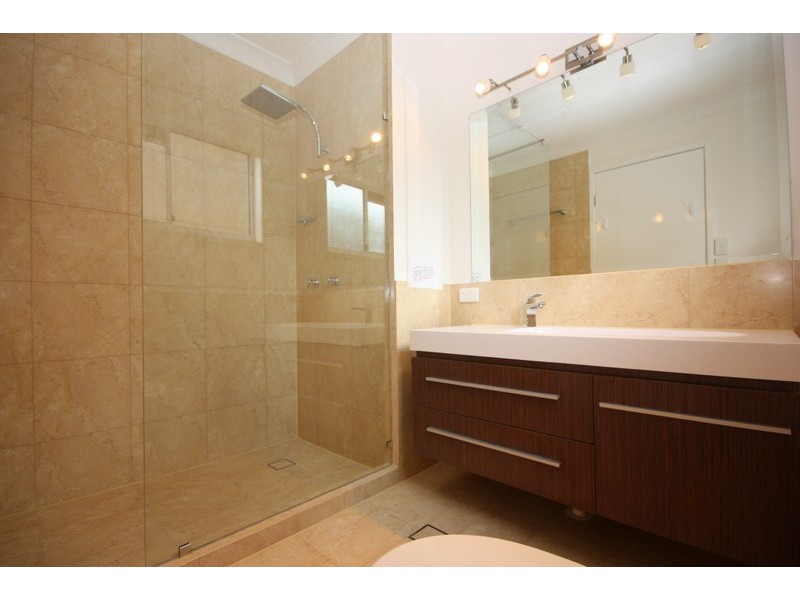 12/14 Jefferson Lane, Palm Beach QLD 4221