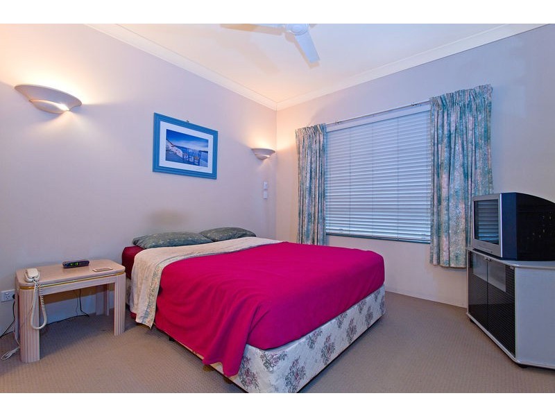 65/955 Gold Coast Highway, Palm Beach QLD 4221