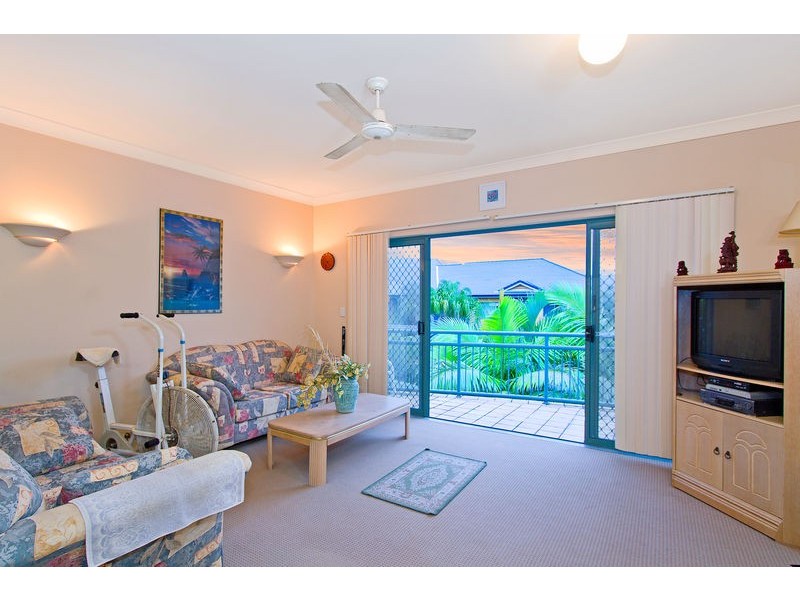 65/955 Gold Coast Highway, Palm Beach QLD 4221
