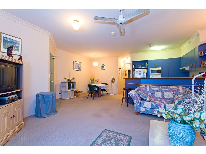 65/955 Gold Coast Highway, Palm Beach QLD 4221