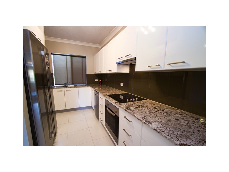 57/24 Ron Penhaligon Way, Robina QLD 4226