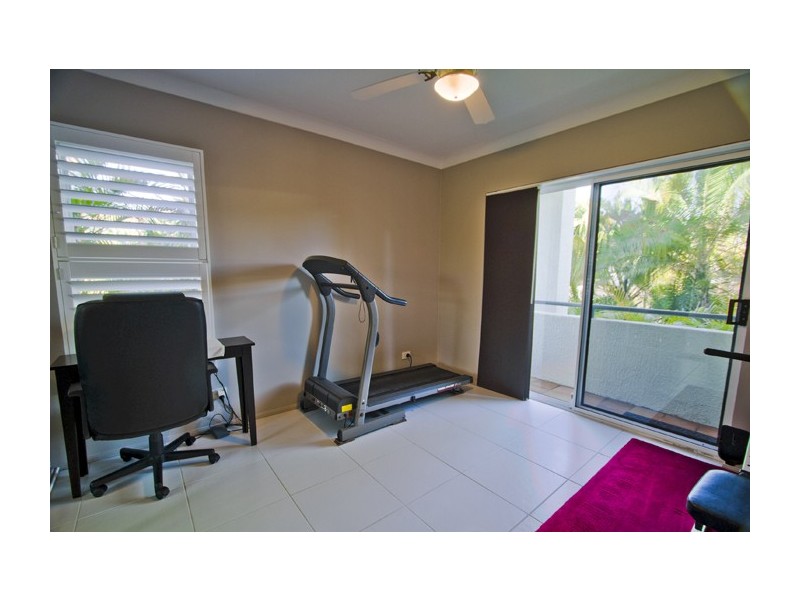 57/24 Ron Penhaligon Way, Robina QLD 4226