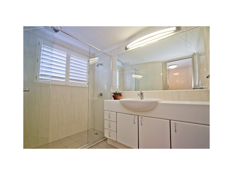 57/24 Ron Penhaligon Way, Robina QLD 4226