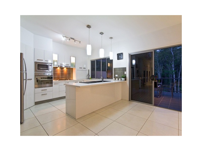 38 Castello Circuit, Varsity Lakes QLD 4227