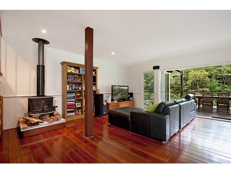 1074 Tallebudgera Creek Road, Tallebudgera Valley QLD 4228