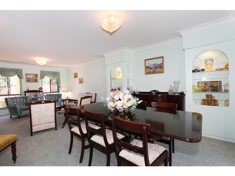 176 Dunlin Drive, Burleigh Waters QLD 4220