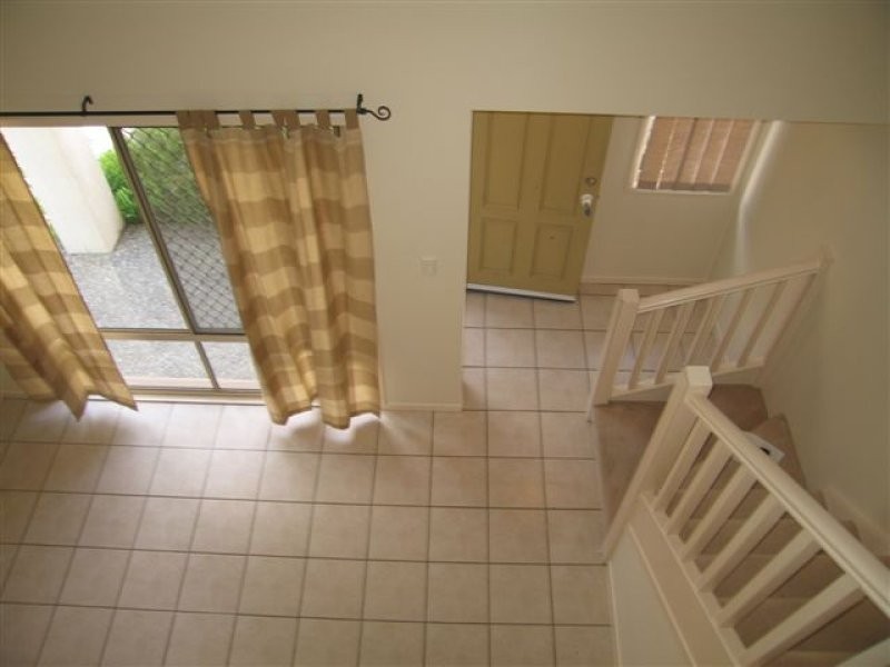1 Ridgevista Court, Reedy Creek QLD 4227