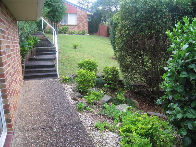 38 Beaconsfield Drive, Burleigh Waters QLD 4220