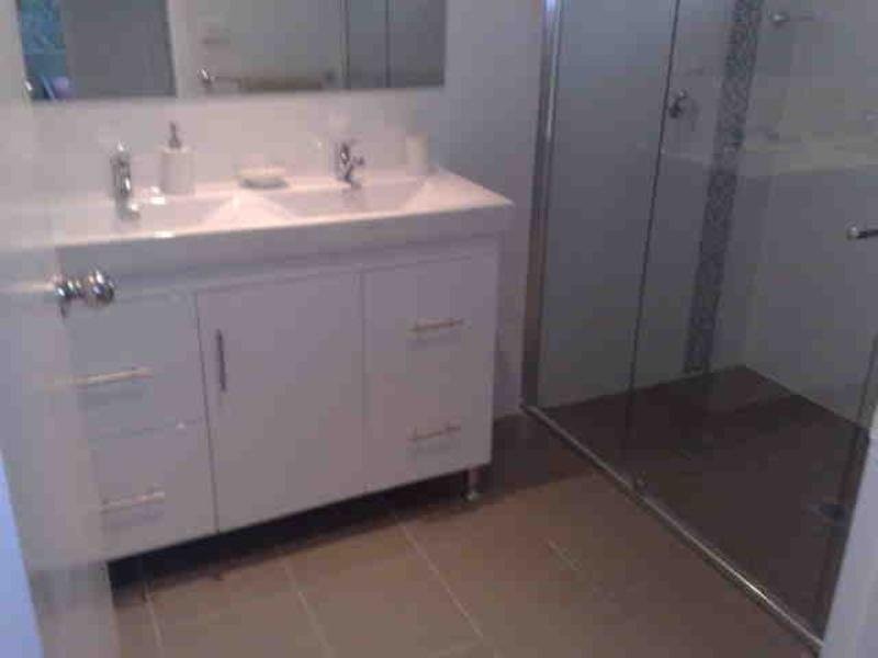 9 Tima Street, Surfers Paradise QLD 4217