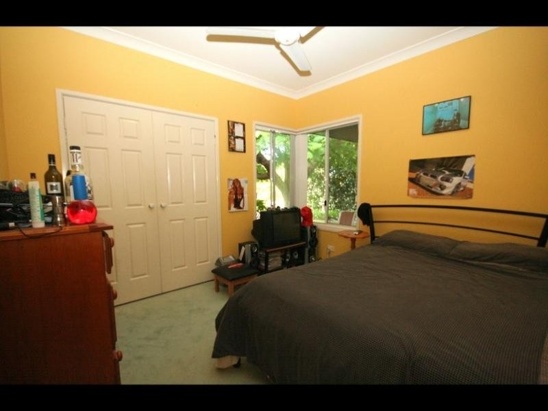 48 Auk Avenue, Burleigh Waters QLD 4220