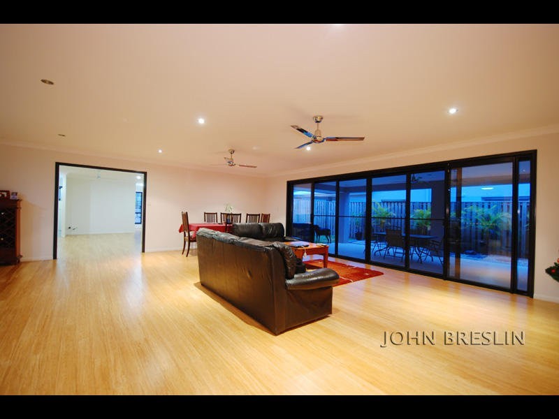 6 Barden Ridge Road, Reedy Creek QLD 4227