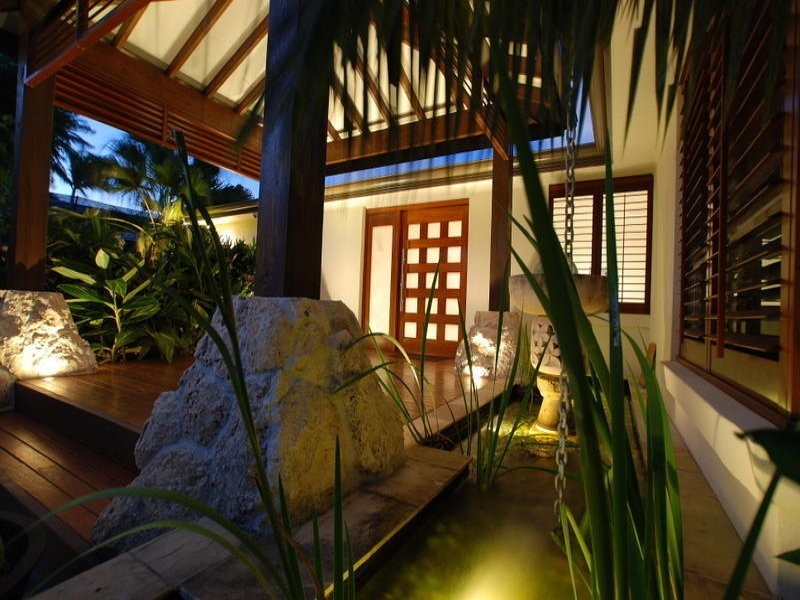 3 Drayton Terrace, Mermaid Waters QLD 4218